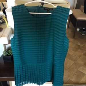 Banana republic women’s blouse size 14